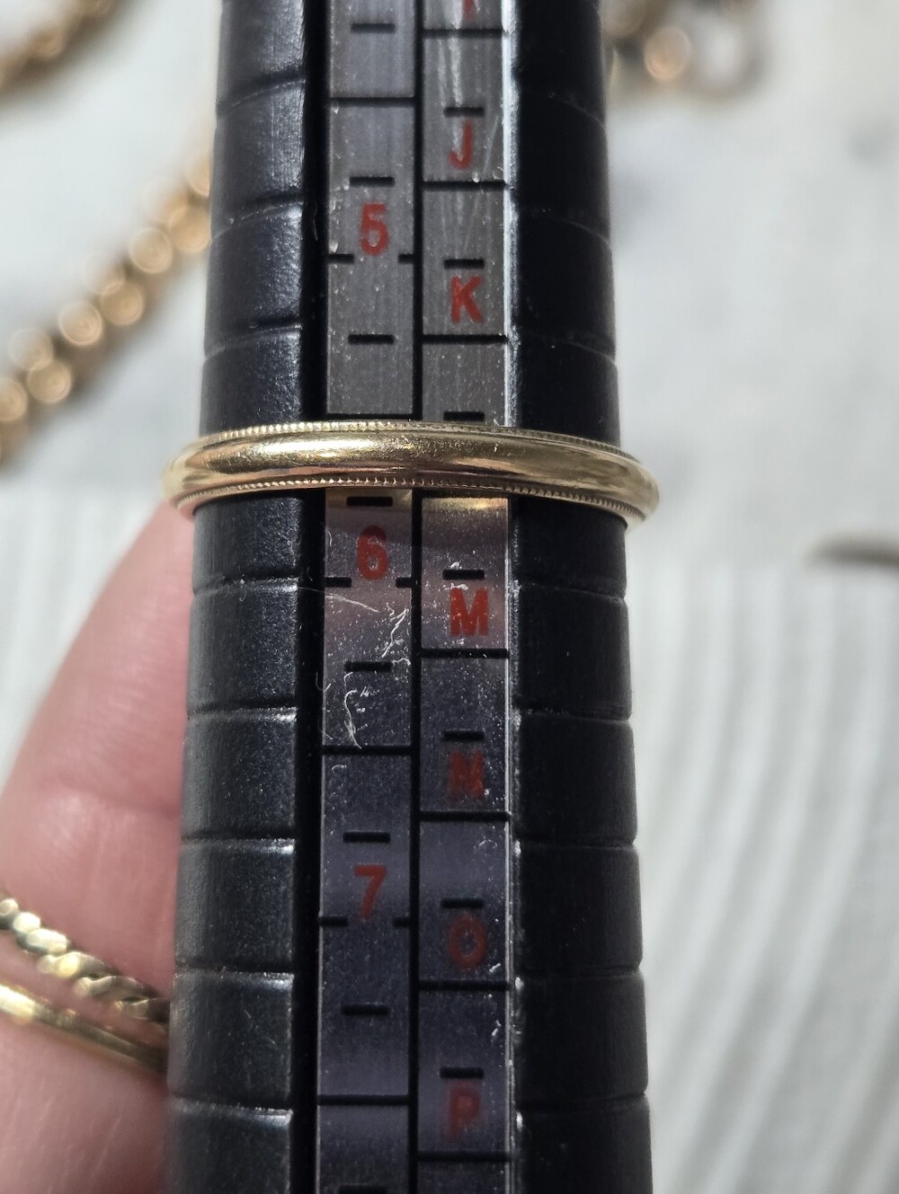 14k Solid Gold Band Stackable Women's Ring - Picture 5 of 8